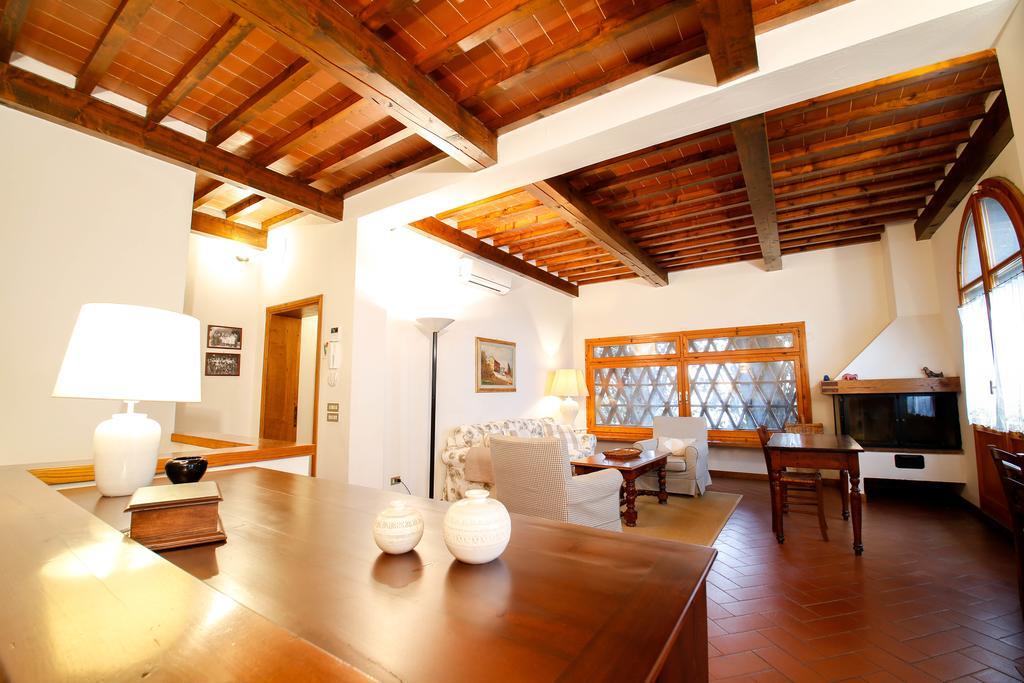 Casa Montecuccoli Montelupo Fiorentino Ruang foto